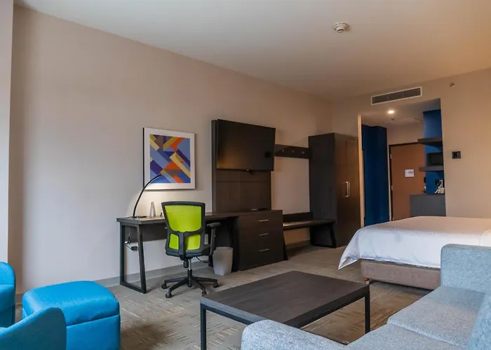 Holiday Inn Express & Suites - Tijuana Otay By Ihg